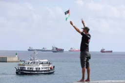 Spanje ontbiedt vertegenwoordiger Israël om tegenhouden Flotilla
