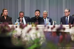 Zelensky roept op tot samenwerking voor dronemuur