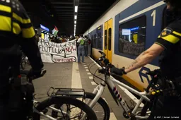 Langer geen treinverkeer bij Den Haag CS door spoorbetreders