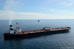 Boot Russische schaduwvloot verlaat Frankrijk, kapitein weer vrij