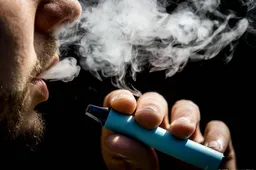 WHO: zeker 15 miljoen tieners wereldwijd roken e-sigaretten