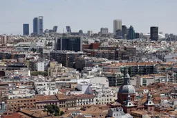 Krant: pand in centrum Madrid ingestort, hulpdiensten ter plaatse