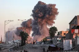 Al Jazeera: Israëlische vliegtuigen bestoken Gaza-Stad