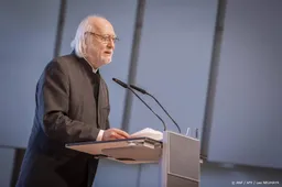 Nobelprijs voor literatuur naar Hongaarse schrijver Krasznahorkai