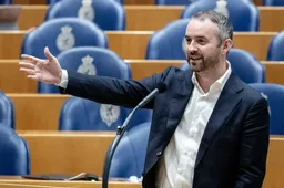 Dijk over kerncentrales FVD: 'Dom, duur en onmogelijk'