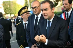 Franse premier roept op tot politieke eenheid