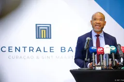 Curaçaose minister Silvania neemt ontslag en gaat parlement in