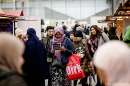 Jonge moslims aan politiek: behandel ons als gelijkwaardigen