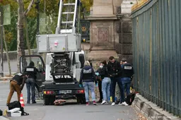 Twee verdachten opgepakt om juwelenroof Louvre