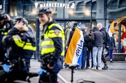 Veel politie in centrum van Utrecht voor demonstraties