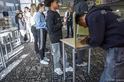 PVV nipt de grootste bij scholieren, net voor D66