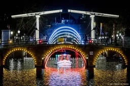 Veertiende editie Amsterdam Light Festival in teken nalatenschap