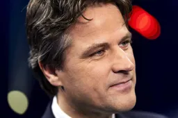 CDA ontvangt uitslag van 19 zetels met luid gejuich