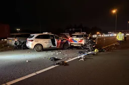 A2 bij Batadorp tot in nacht dicht na ongeval politievoertuigen
