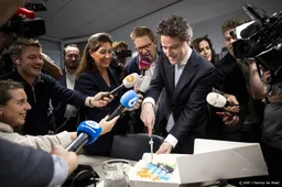 Bontenbal: eerst taart, dan snel hard aan het werk