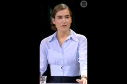 Lidewij de Vos maakt indruk bij Plattelandsdebat - boeren juichen, VVD krijgt gênant stil applaus