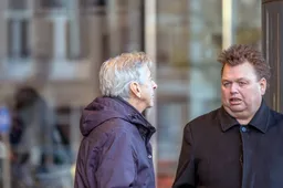 Ronald Plasterk: “Maak boycot wederzijds, pak anti-Israël clubs aan”
