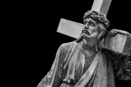 Onheilige aanval in Utrecht: man vernielt Jezusbeeld in kerk - politie doet niets