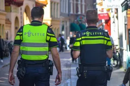 Demonstratie in Amsterdam eindigt met vuurwerk en arrestaties: tientallen opgepakt