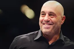 Joe Rogan compleet verbijsterd door reacties op moord Charlie Kirk: "heeft mijn ogen geopend"