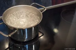 Voorlopig nog gekookt en flessenwater in Utrechtse ziekenhuizen