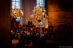 Kristallnachtherdenking Portugese Synagoge Amsterdam drukbezocht