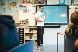 Veel minder zzp'ers voor de klas in Amsterdam