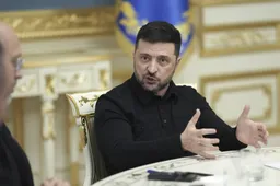 Zelensky bezoekt frontstad Cherson