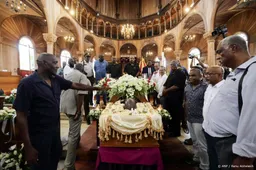 Suriname neemt afscheid van oud-president Ronald Venetiaan