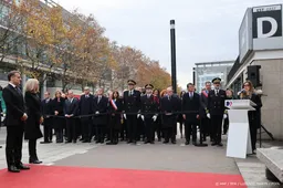 Frankrijk herdenkt aanslagen van tien jaar geleden