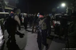 Zeker zeven doden bij ontploffing op politiebureau Kashmir