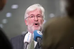 Burgemeester Terneuzen stapt op om onenigheid over azc-vergunning