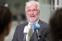 Burgemeester Terneuzen blijft bij besluit om op te stappen