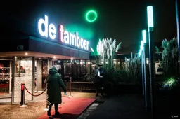 Ruim 1500 mensen brengen laatste groet aan René Karst