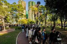 Media: student opgepakt die onderzoek vroeg naar brand Hongkong