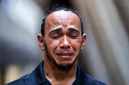 Lewis Hamilton gedraagt zich als een loser: ‘Ik kijk niet uit naar 2026’ - Ferrari heeft een peperdure kat in de zak gekocht!