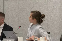 FVD-leider Lidewij de Vos sloopt D66-klimaatgekte in debat: 'Het huis staat helemaal niet in brand!'