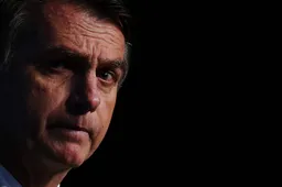Linkse dictatuur in Brazilië compleet: Oud-president Bolsonaro opgepakt en monddood gemaakt door corrupt regime