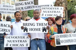 Islamitisch terreur: Meer dan 227 kinderen ontvoerd uit katholieke school in Nigeria - Wereld kijkt weg!