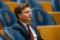 Angstcampagne van Brekelmans: overheid verspreidt doemboekje over rampscenario’s