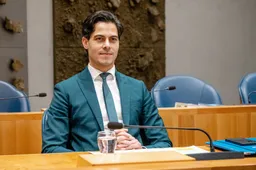 Nieuwe cijfers Maurice de Hond onthullen: D66 en GroenLinks domineren lezers NRC en Volkskrant, Telegraaf kiezers massaal voor PVV en VVD