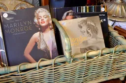 Bombshell: James Patterson onthult: 'Marilyn Monroe pleegde geen zelfmoord, ze is VERMOORD door de elite!'