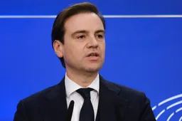 VVD’er Azmani wil ‘vrijwillige terugkeer’ voor asielzoekers - naïef plan dat illegaal verblijf beloont