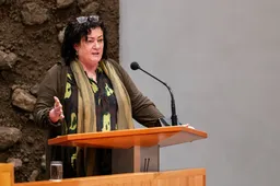 shutterstock_2558533795