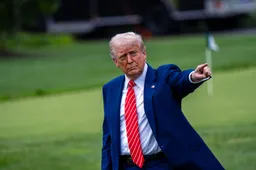 Trump triomfeert na vertrek BBC-top: “Ze zijn betrapt op manipulatie van mijn toespraak!”