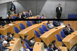 FVD HOUDT RUG RECHT: Fractie boycot Zelensky-speech! 'Wij lenen ons niet verkapte steunbetuigingen'