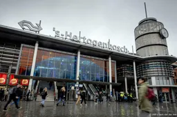 Gewonde door steekincident vlak bij treinstation Den Bosch