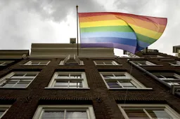 Amsterdamse partijen willen azc voor lhbtiq+-vluchtelingen