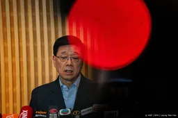 Leider Hongkong stelt onderzoek in naar dodelijke brand