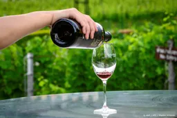 Thailand heft verbod op: alcoholverkoop ook 's middags toegestaan